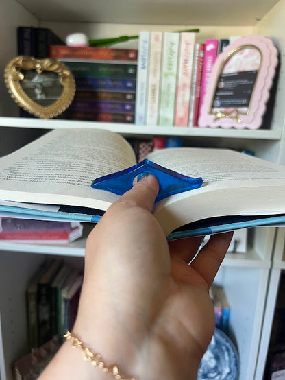 Thumb Page Holder