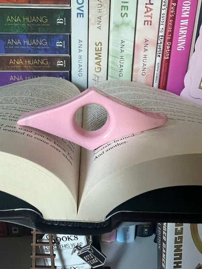 Thumb Page Holder