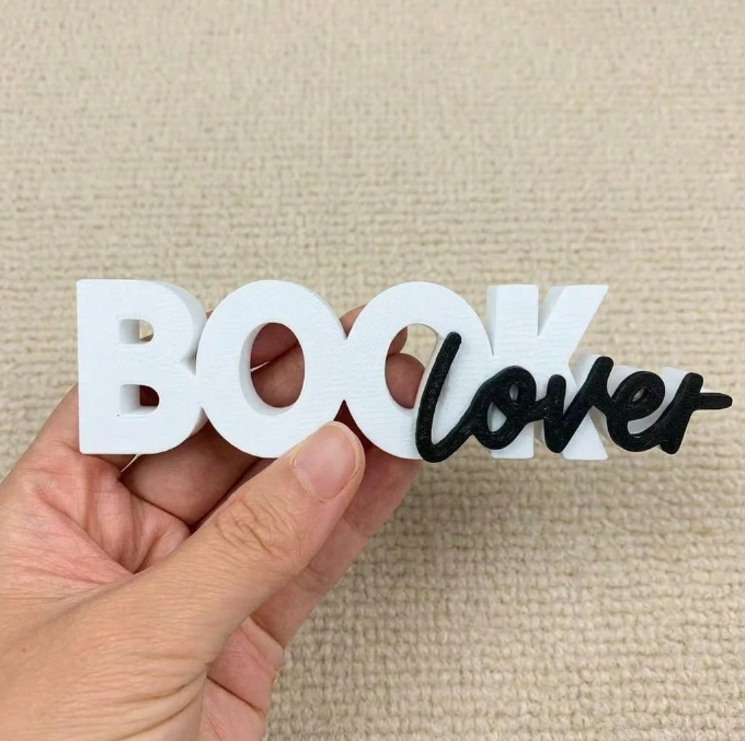 "Book Lover" Bookshelf Sign