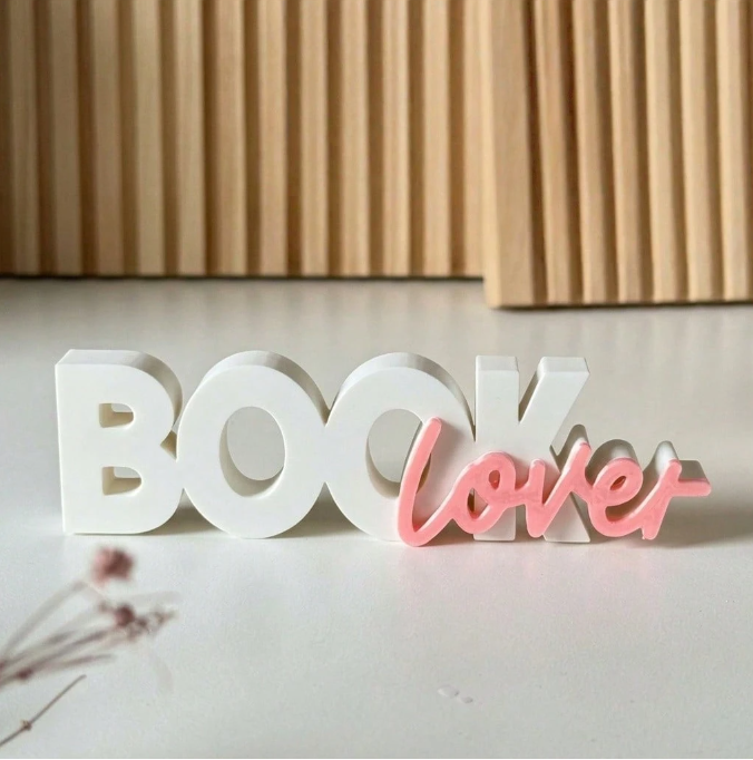 "Book Lover" Bookshelf Sign